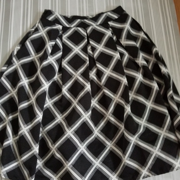 Express Dresses & Skirts - Express Skirt